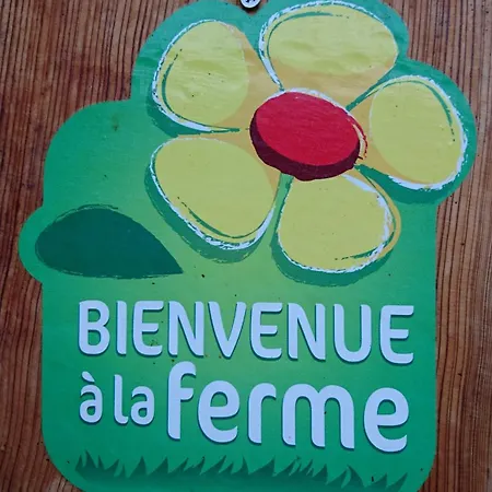 Holiday home Du Bout Du Monde La Bergerie *