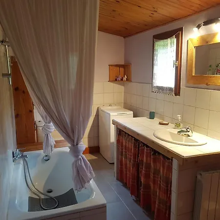 Holiday home Du Bout Du Monde La Bergerie